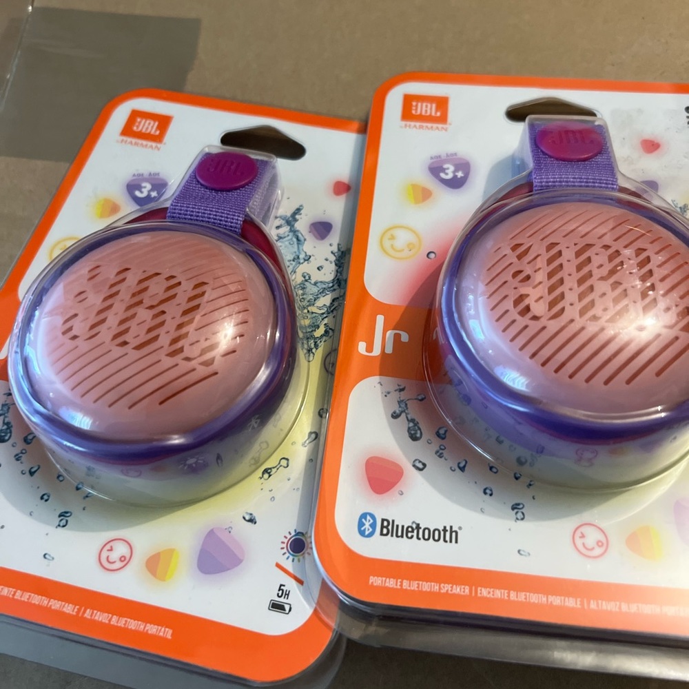 JBL JR POP - Waterproof portable Bluetooth Speaker